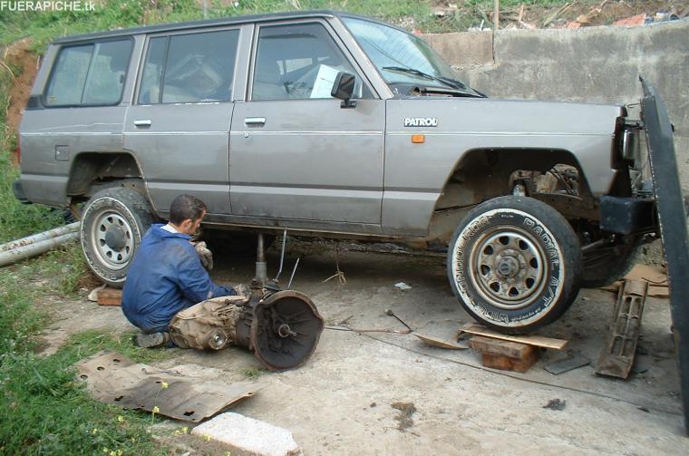 sacando caja de cambios 4x4